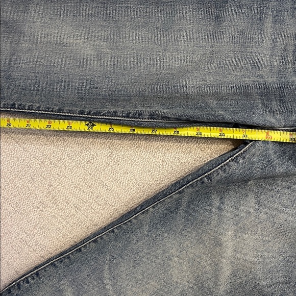 Daze High-Rise Women's Blue Denim Jeans — Distressed Hem - Picture 9 of 10